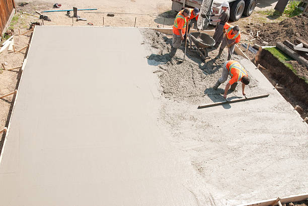 Best Concrete Sidewalk Installation in Mcswain, CA
